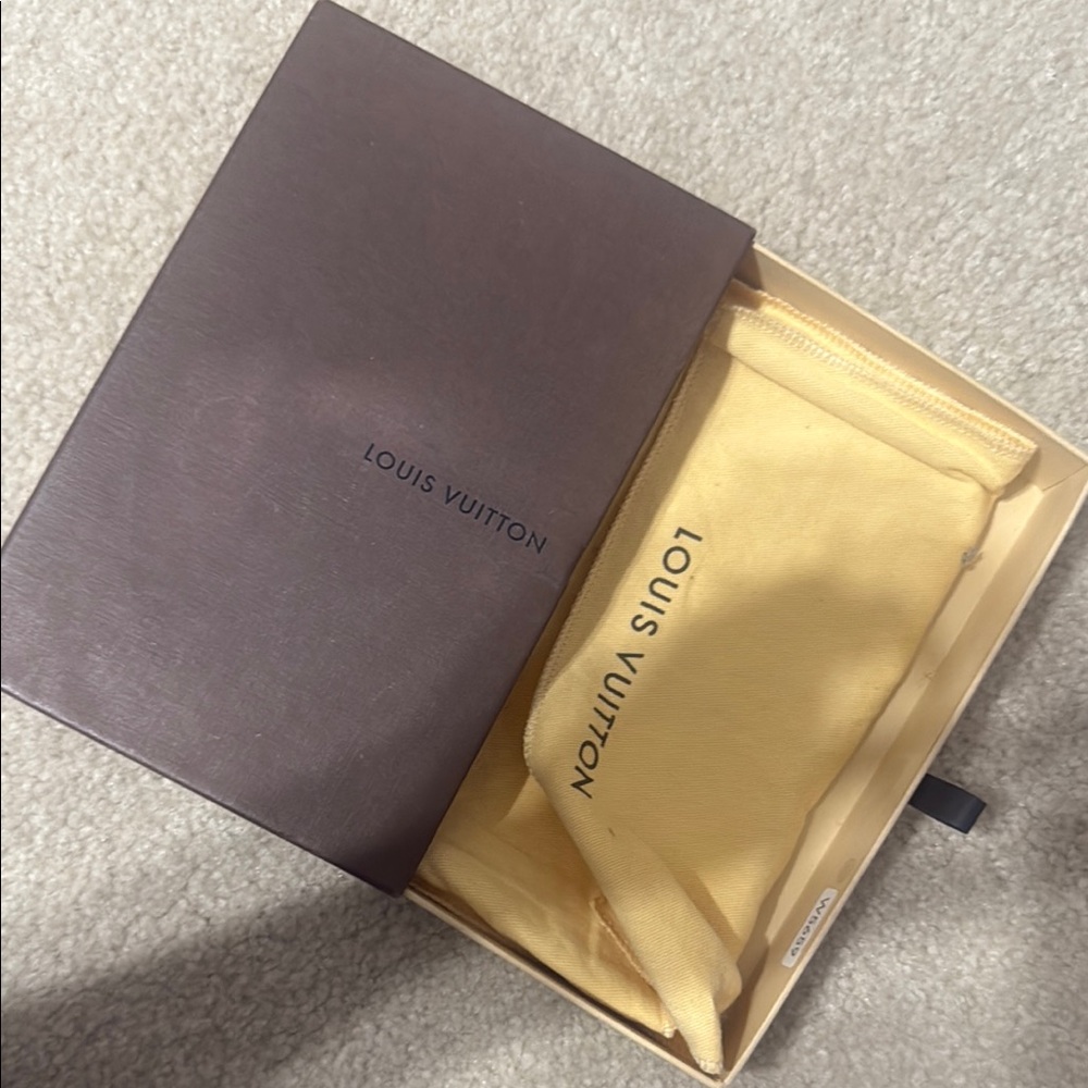 Authentic Louis Vuitton  Multicolor Women's Wallet - Picture 9 of 10